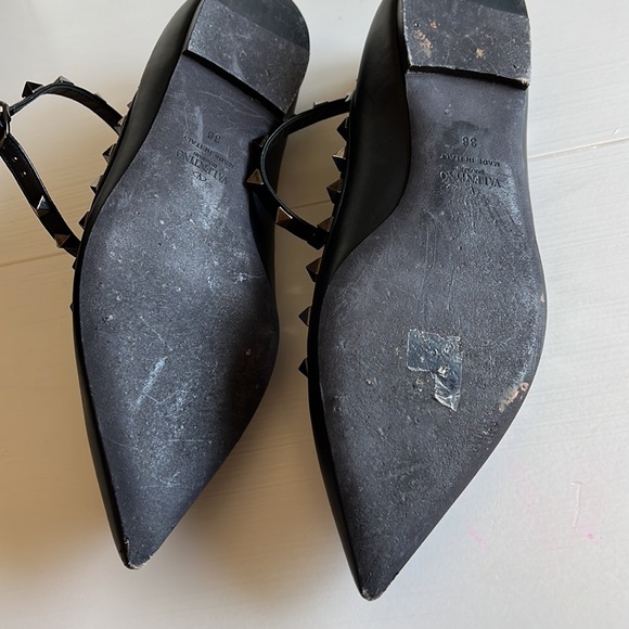 Valentino Garavani Noir Rockstud Accents Ballet Flats - Picture 2 of 3